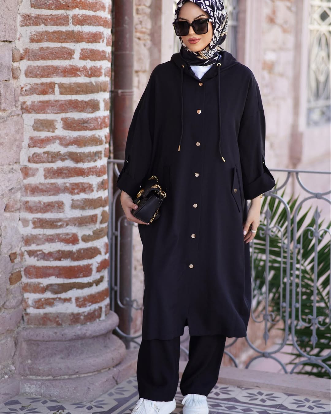 قطعة بتفاصيل مميزة ref004